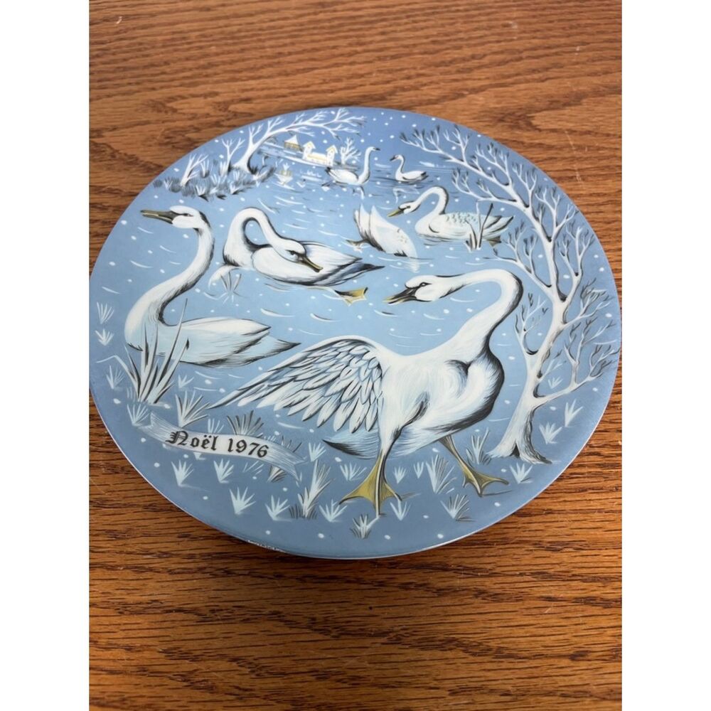 Haviland Limoges Collectible Vintage Plate 1976 
Seven Swans A’Swimming
